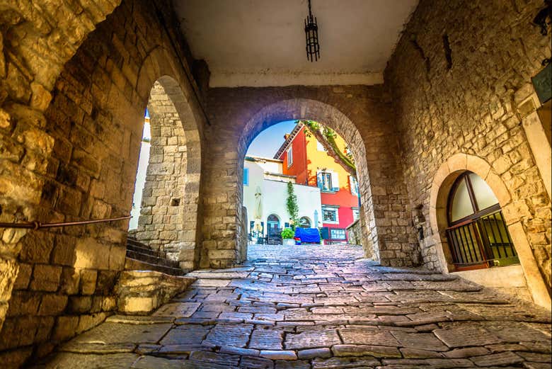 Strolling through the Motovun old town