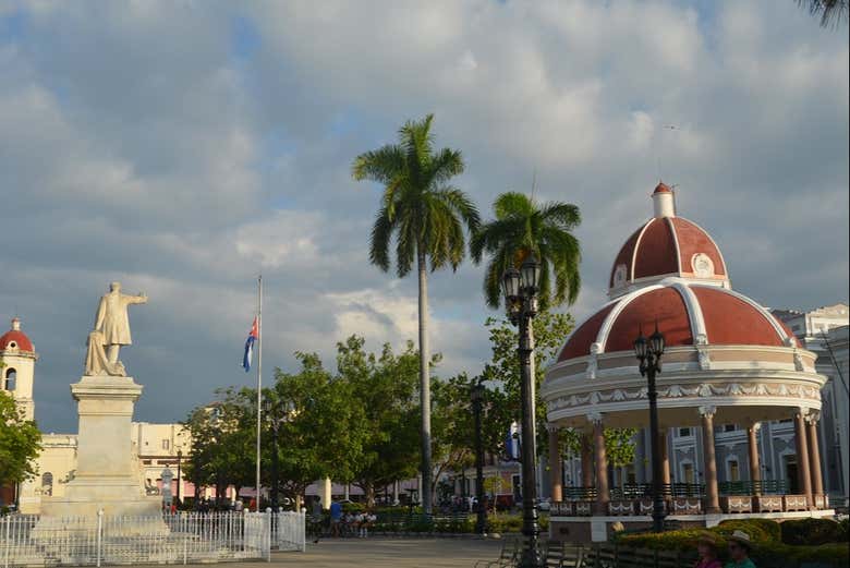 Cienfuegos, Santa Clara & Trinidad Tour from Varadero - Civitatis