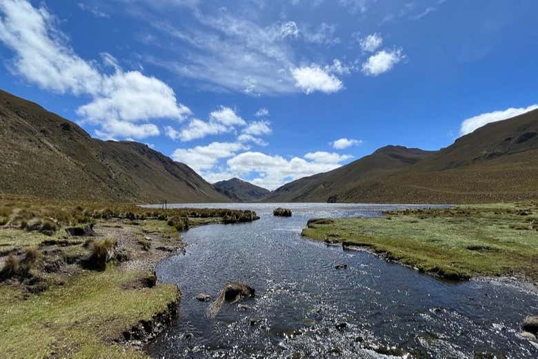 Trek along the Inca trail