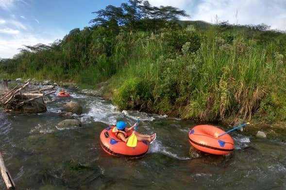 Flutuação pelo rio Mindo