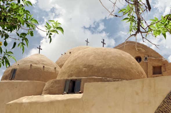 Excursión a El Alamein y los monasterios de Wadi El Natrun