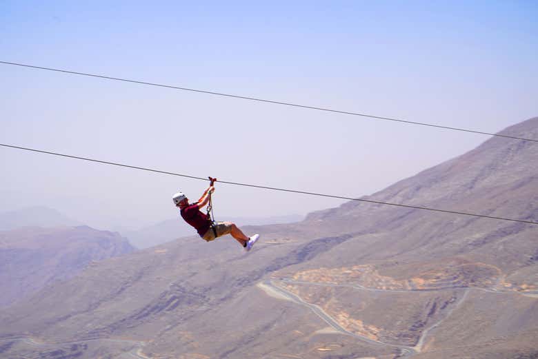 Jebel Jais Zip Wire, Dubai - Civitatis.com