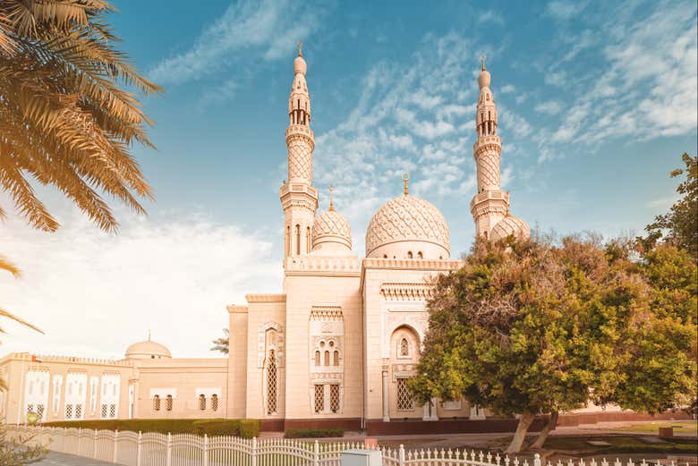 Parada fotográfica junto a la mezquita de Jumeirah