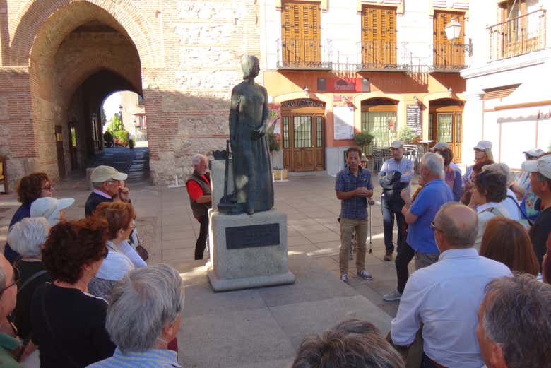 Monumento a Isabel la Católica