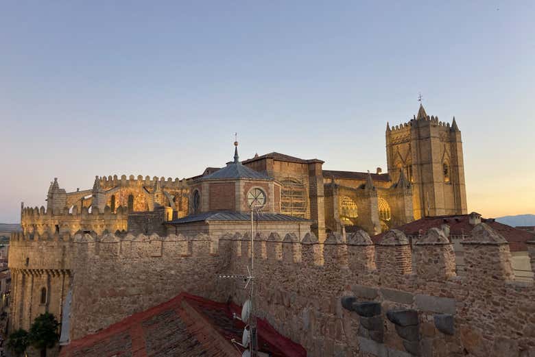 Vista sulla cattedrale al tramonto