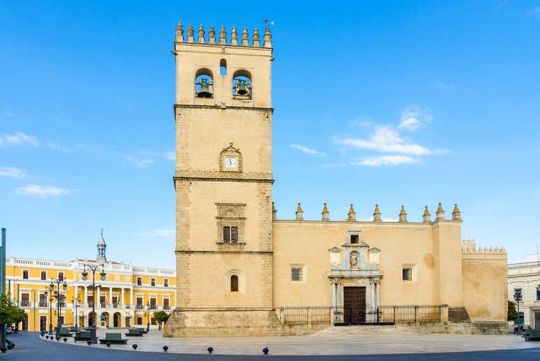 Fachada de la catedral de Badajoz