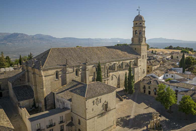 Get to know Baeza, a city of three cultures on this free tour