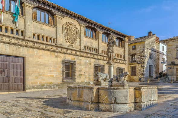 Baeza Guided Tour + Cathedral