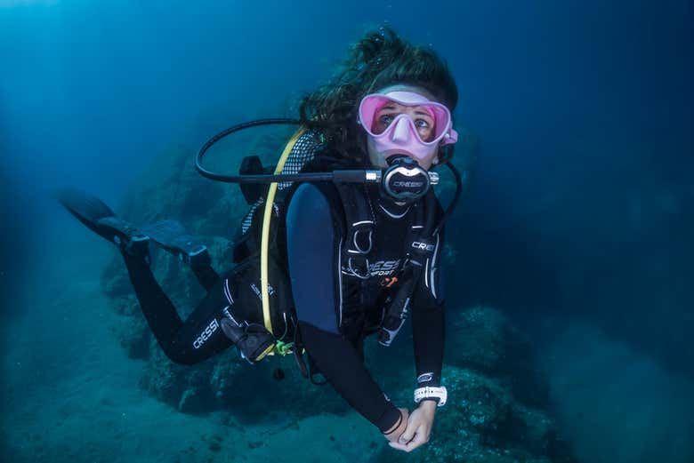 Beginners Scuba Diving in Barcelona - Book Online at Civitatis.com