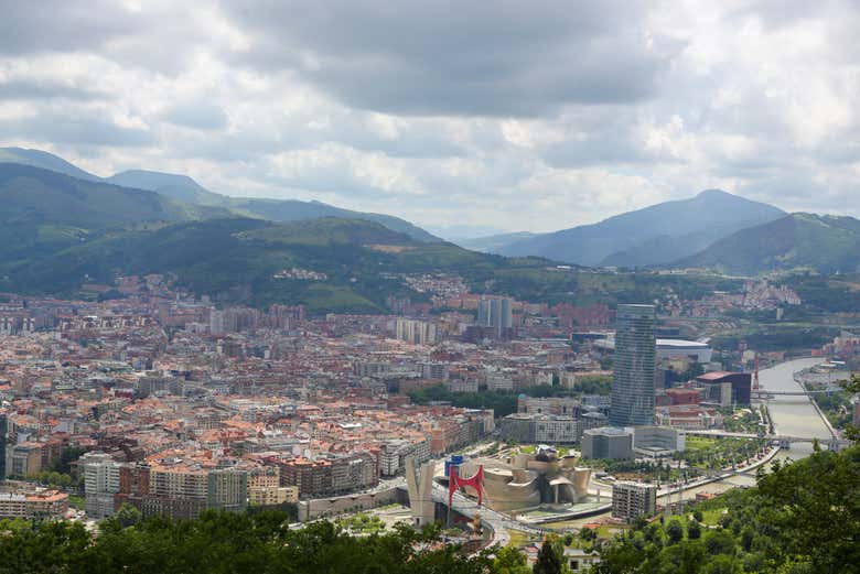 Bilbao Private Tour - Book Online at Civitatis.com