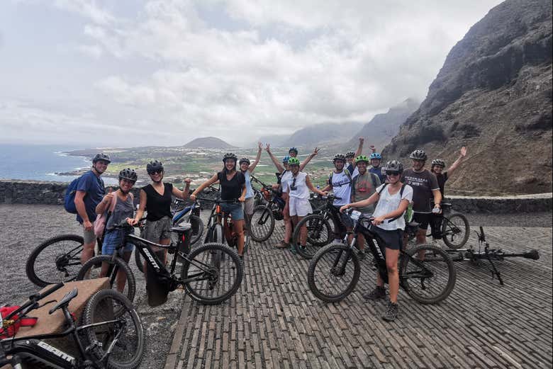 Empieza el tour en bicicleta por Punta de Teno