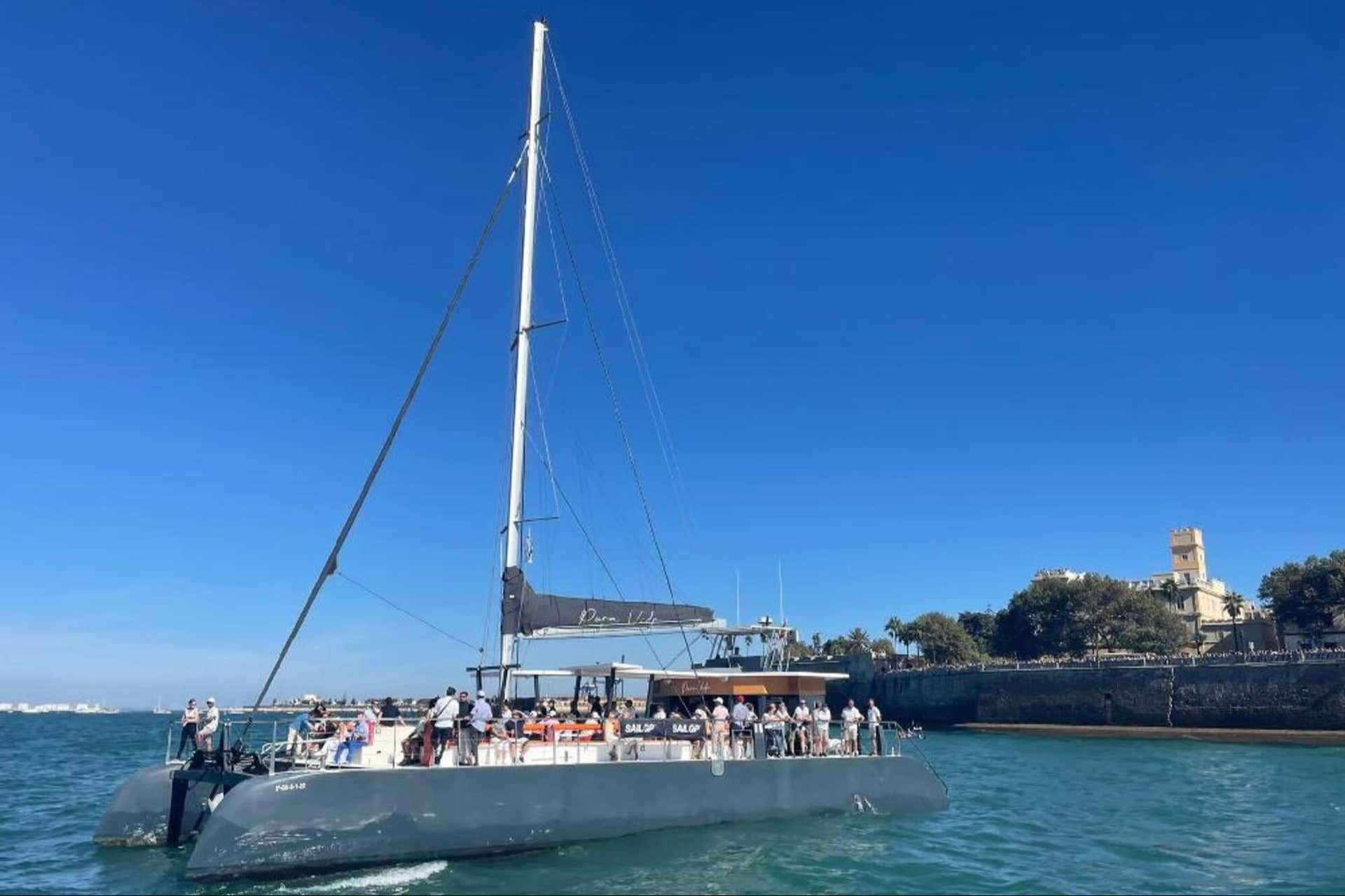 catamaran bahia de cadiz horarios