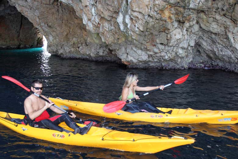 Kayak along the Costa Brava 