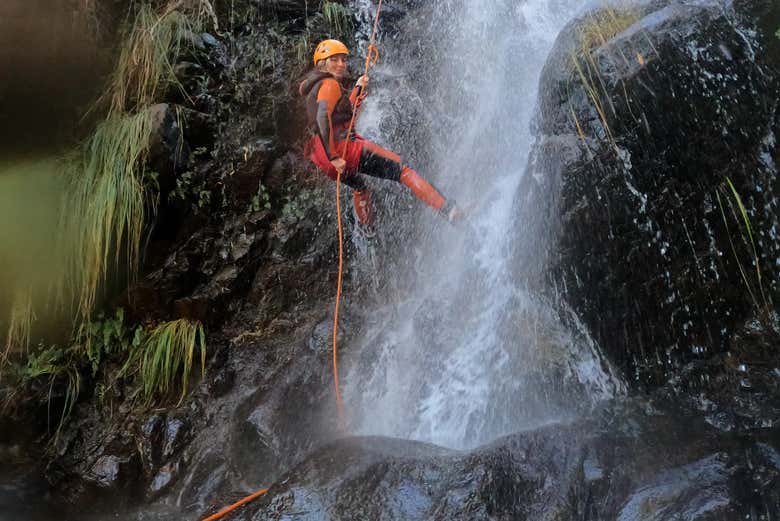 Descenso de cañones en Sierra Bermeja