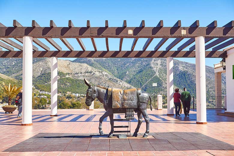 Escultura de un burro en Mijas