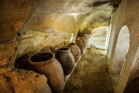 Cueva-Bodega del siglo XVI