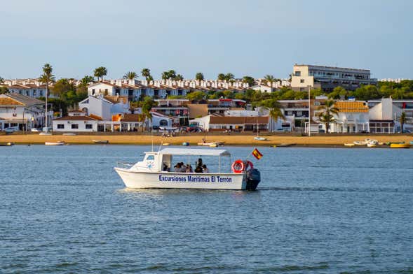 Paseo en barco por el río Piedras