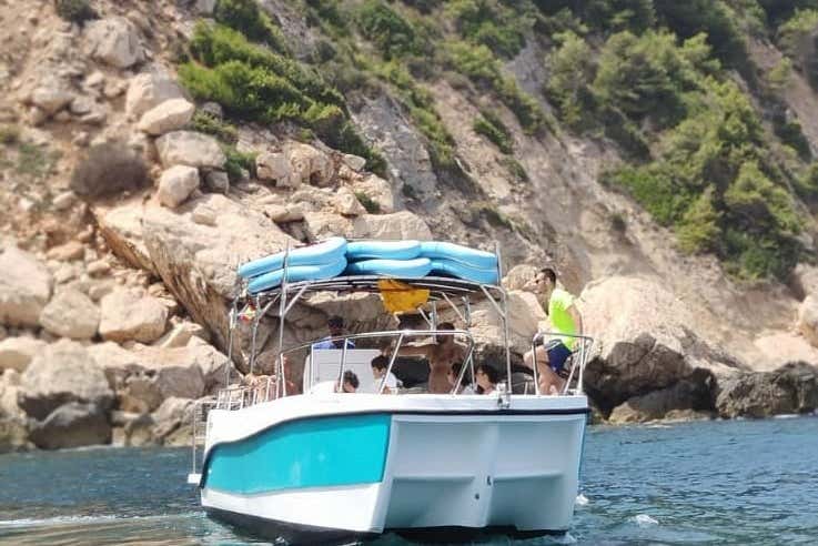 Navigando lungo il litorale di Jávea