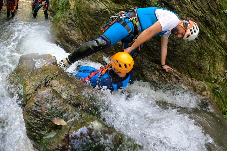 Barranquismo En La Sima Del Diablo Desde J Zcar Civitatis Com