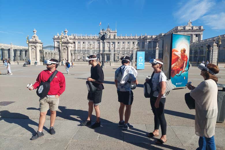 Descubriendo el Palacio Real con las gafas de realidad virtual