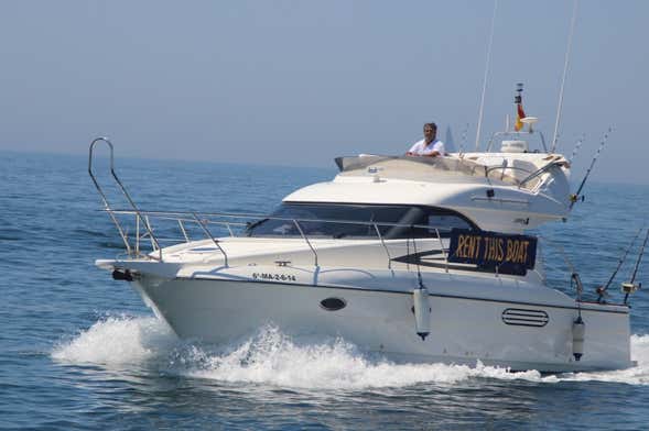 Paseo en barco privado por Puerto Banús