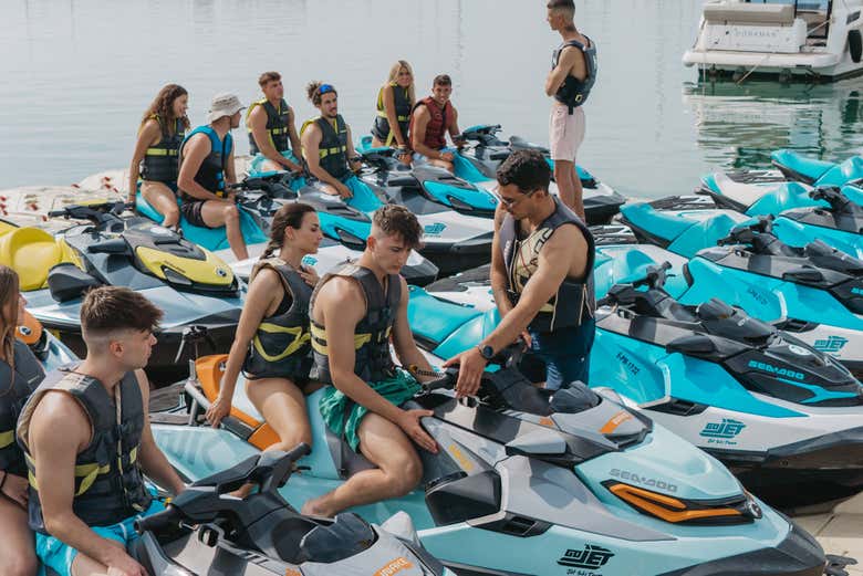 Aprendiendo a pilotar las motos de agua