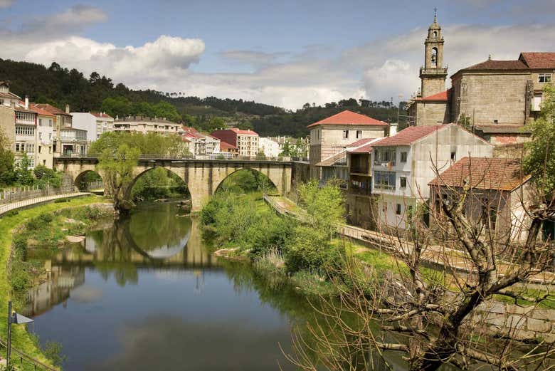 Panorámica del río Avia