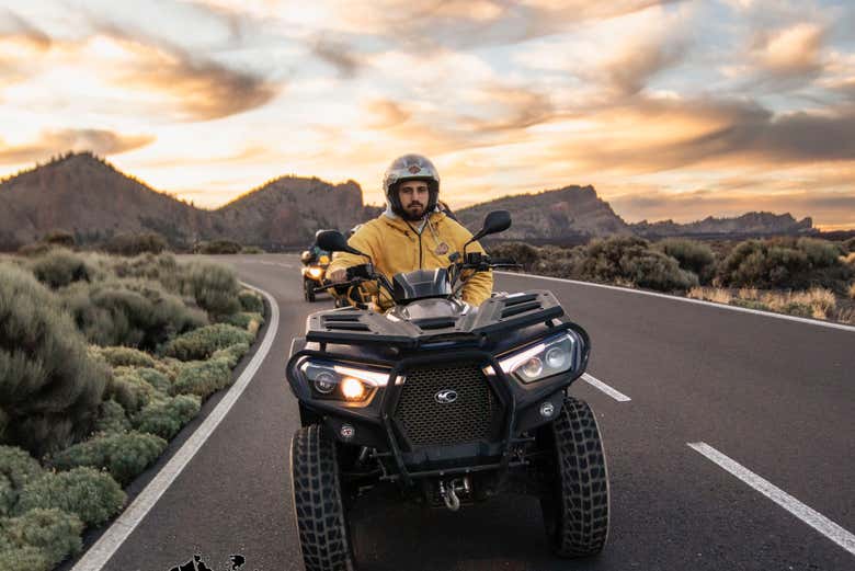 Conduciendo un quad hasta el Teide