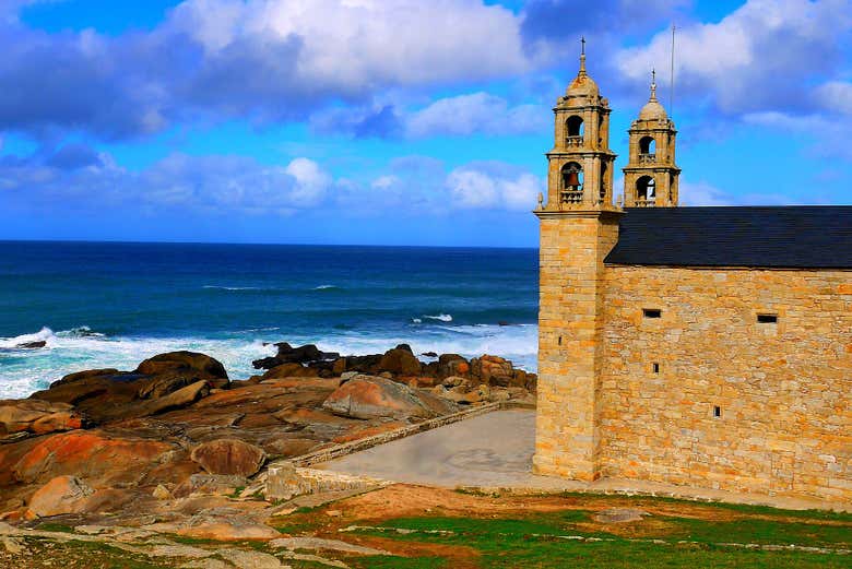 Le sancturaire de la Virgen da Barca, à Muxía