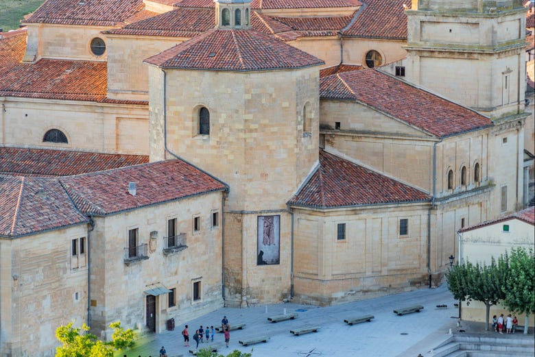 santo domingo de silos tour