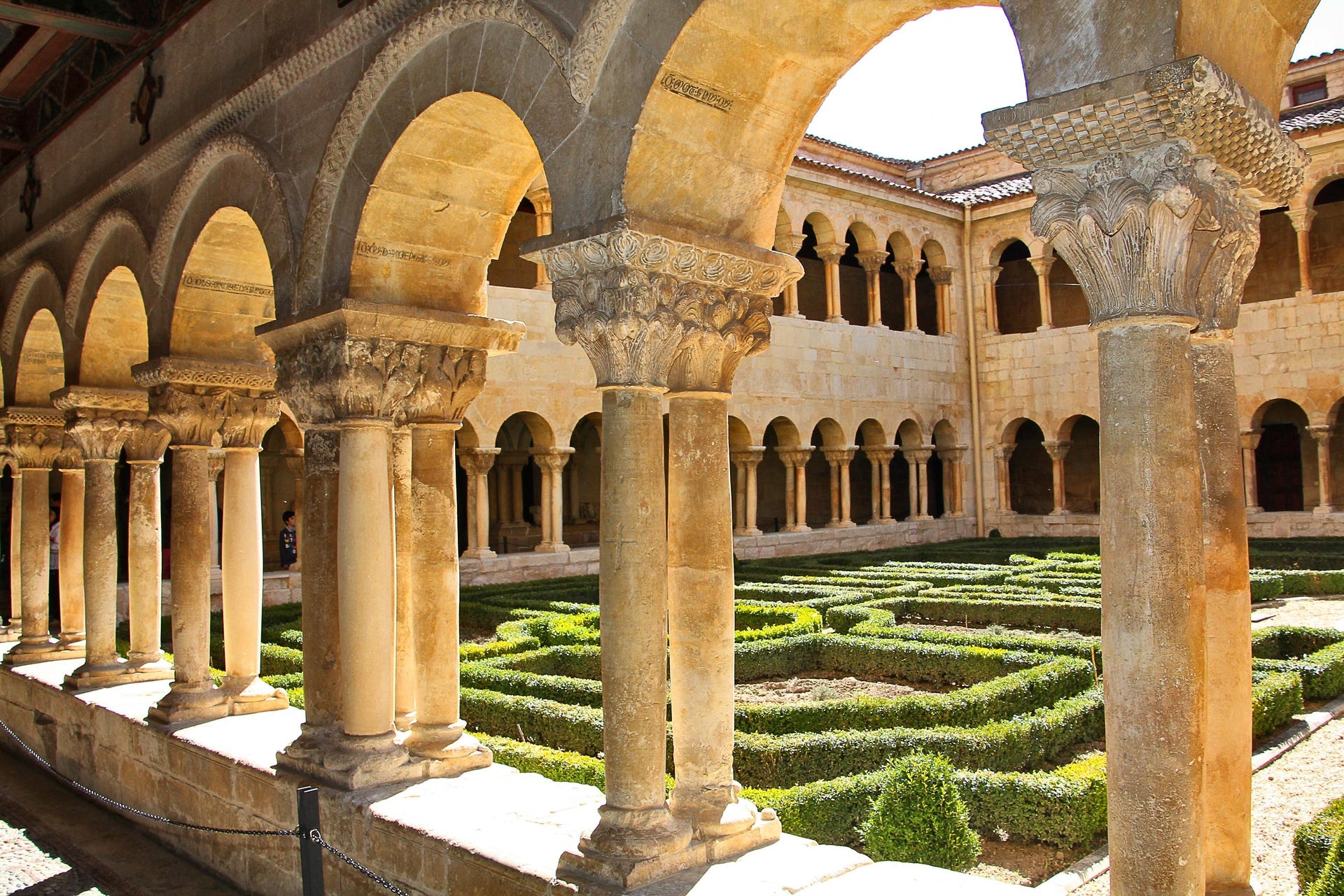 santo domingo de silos tour