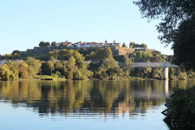 Paseo en barco por el río Miño desde Tui - Civitatis.com