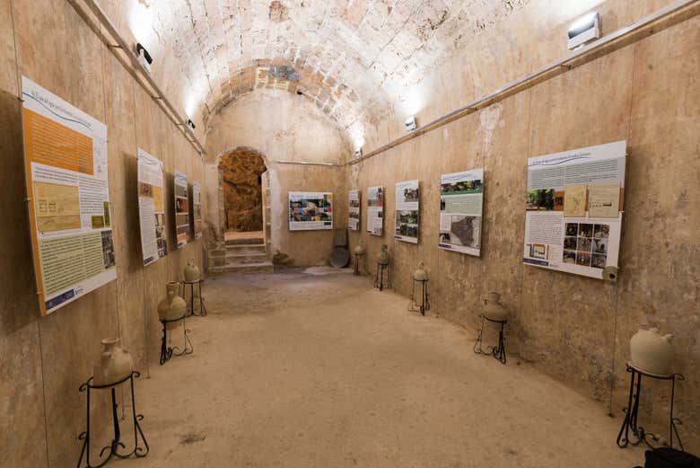 Inside the Palacio de Cervellón