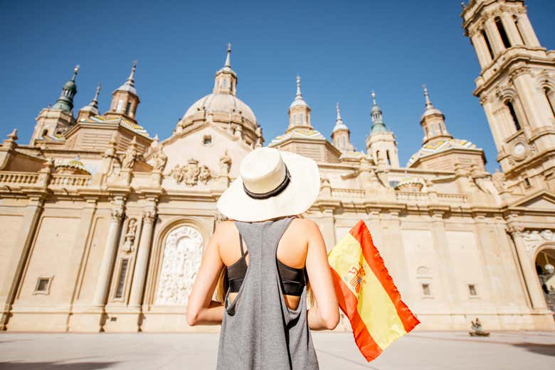 Contemplando la Basílica del Pilar