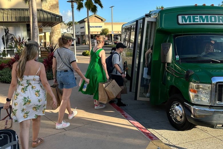 Transport to Waikele Premium Outlets photo