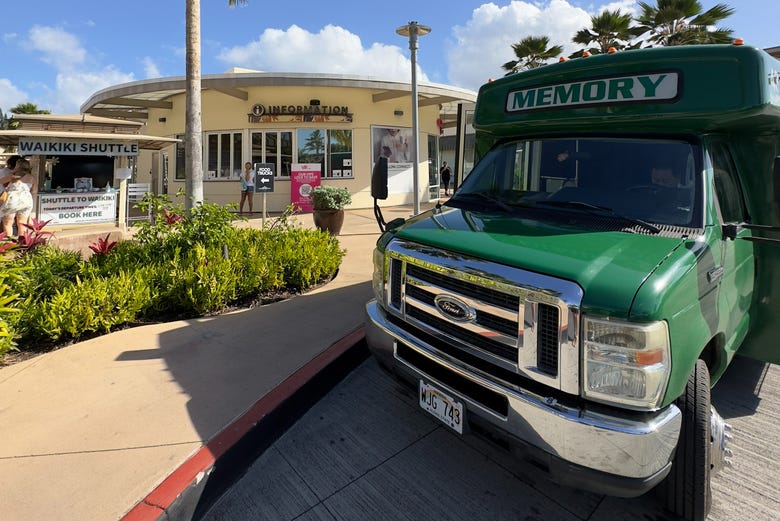 Transport to Waikele Premium Outlets photo