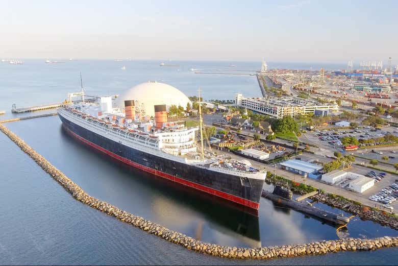 Vistas aéreas del RMS Queen Mary