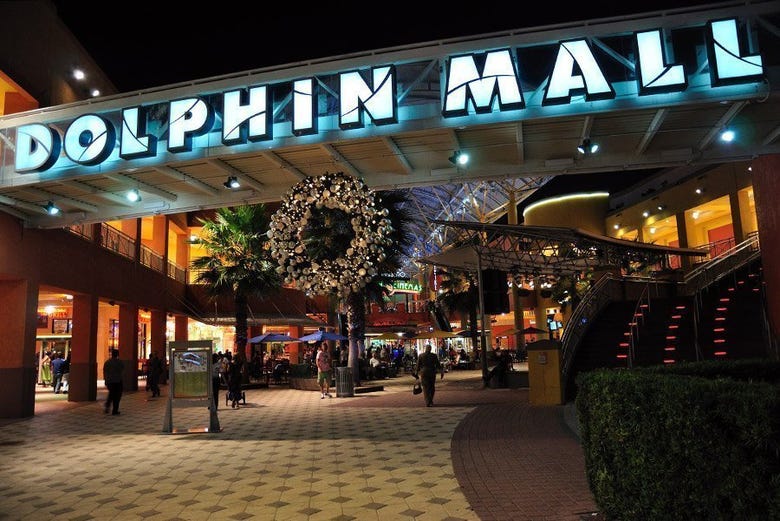 Dolphin Mall Miami: A look at Miami's largest outlet shopping