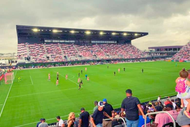 ¡Viviréis la euforia del fútbol en Miami!