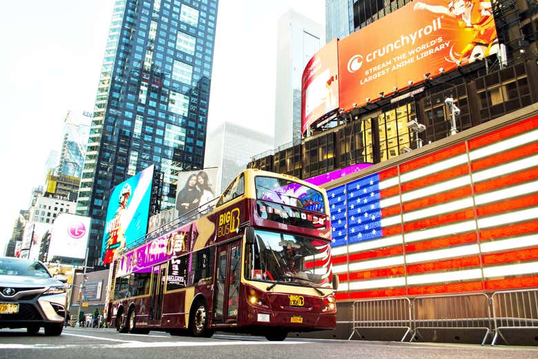 O ônibus turístico no qual faremos um tour por Nova York