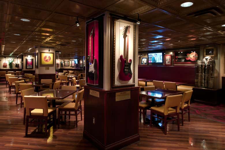 Hard Rock Cafe New York IntroducingNewYork Com   Detalles Hard Rock Cafe Nueva York 