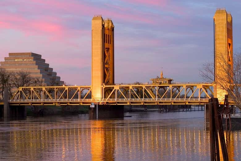 Sacramento Sunset Boat Ride - Book Online at Civitatis.com