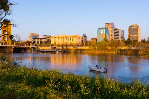 Sacramento Sunset Boat Ride