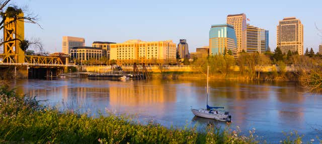 Sacramento Sunset Boat Ride - Book Online at Civitatis.com