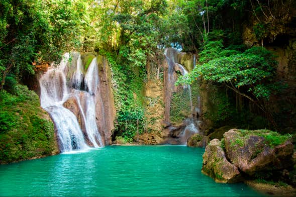 Tour por las cascadas de Bohol