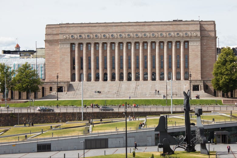 La vista dell'edificio del Parlamento 