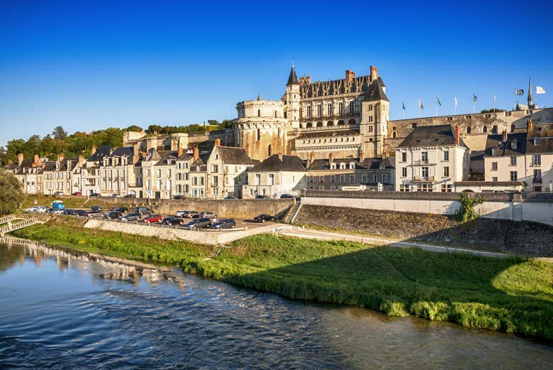 Castelo Real de Amboise sobre o Loire