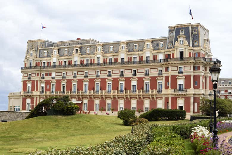 Frente al Hôtel du Palais