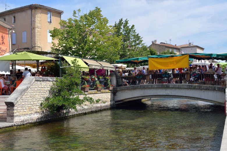 Mercado de L'isle-sur-la-Sorge