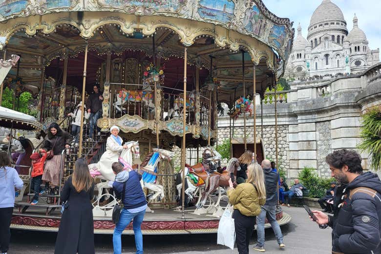 Ride the Montmartre carrousel